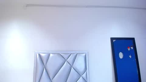 juicy_bignipples18 online show from January 16, 1:58 pm