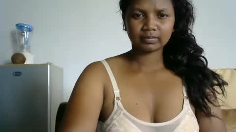 stellah online show from January 6, 8:18 am