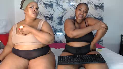 juicyjasminx online show from June 1, 9:16 pm