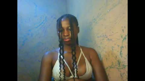 juicypiexx online show from November 13, 1:59 am