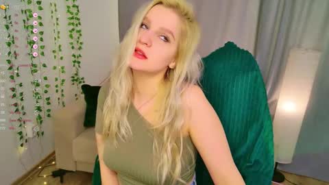 Ameli  Stella  Vi  Evie  Jessica online show from February 15, 9:30 am