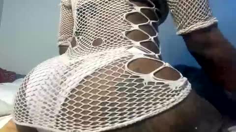 juicyy_mochaa online show from January 6, 6:28 am