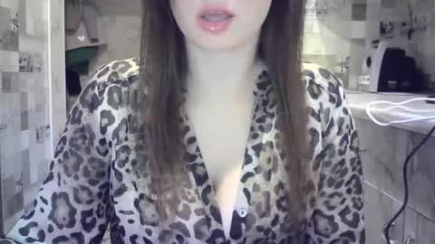 julia69009 online show from October 9, 11:09 pm