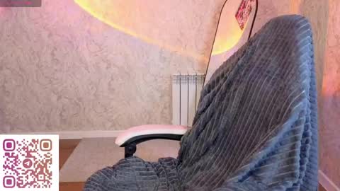 Julia online show from April 13, 8:04 am