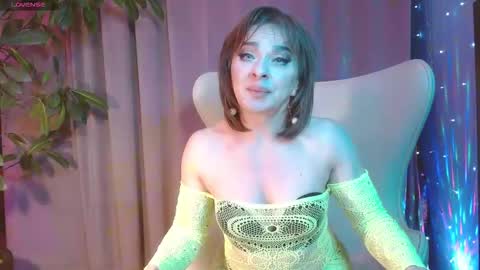 Julia online show from November 2, 7:28 pm