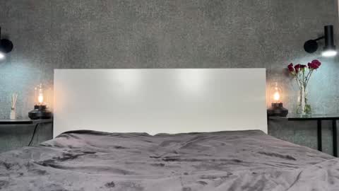 Julia R Le online show from March 12, 11:33 pm