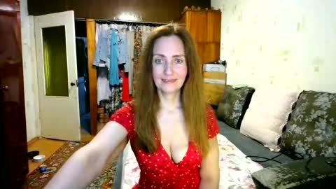 juliaa_foxi online show from June 12, 6:38 pm