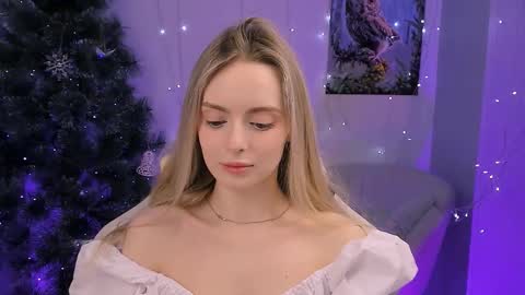 Julia online show from February 9, 1:46 pm