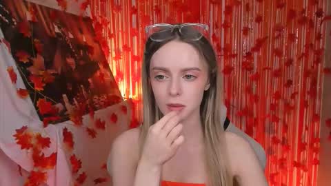 Julia online show from October 11, 12:41 pm