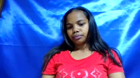 juliah02 online show from June 18, 6:48 am
