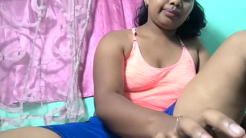 juliah02 online show from January 30, 3:40 pm