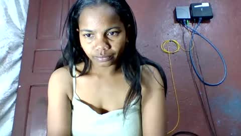 juliah02 online show from June 24, 6:34 am