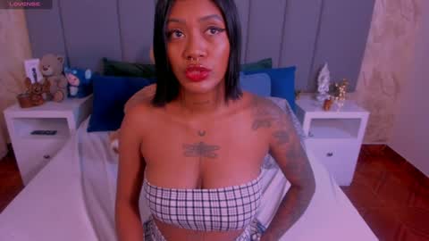 Snapshot of julianamiller chatting on March 9, 10:19 pm juli online show from March 9, 10:19 pm