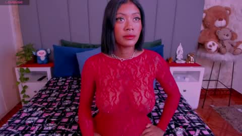 Snapshot of julianamiller chatting on February 2, 1:45 am juli online show from February 2, 1:45 am