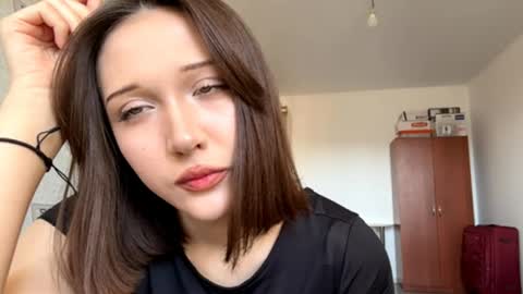 Kira online show from March 29, 8:46 am