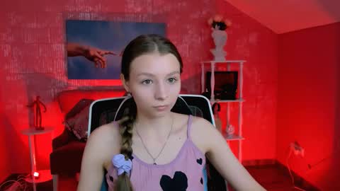 juliedaniel online show from March 5, 8:32 am