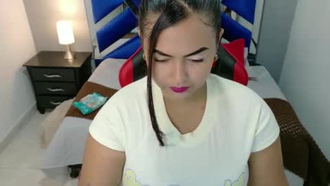   julieta online show from April 4, 4:50 pm