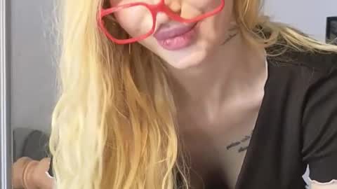 Julia online show from September 20, 11:14 pm