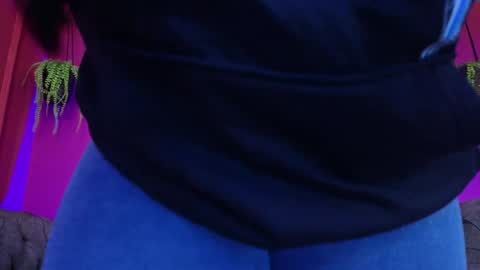  Julieta  online show from April 7, 11:45 am