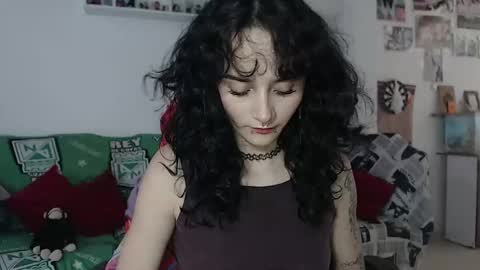 Snapshot of julietajaguar chatting on December 10, 3:55 pm Julieta Jaguar online show from December 10, 3:55 pm