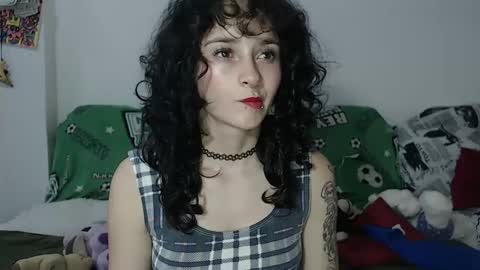 Snapshot of julietajaguar chatting on December 18, 1:34 pm Julieta Jaguar online show from December 18, 1:34 pm