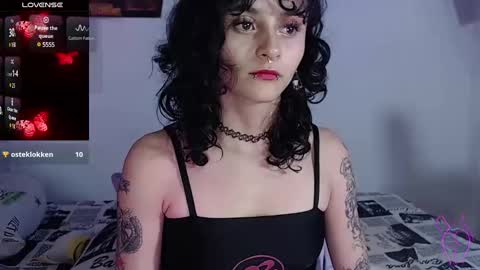 Snapshot of julietajaguar chatting on February 25, 2:48 pm Julieta Jaguar online show from February 25, 2:48 pm