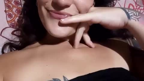 julietfranc28 online show from February 12, 5:31 am