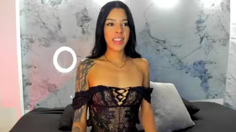 Julieth  online show from July 26, 5:15 am