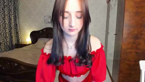 julietmonli online show from January 31, 7:45 pm