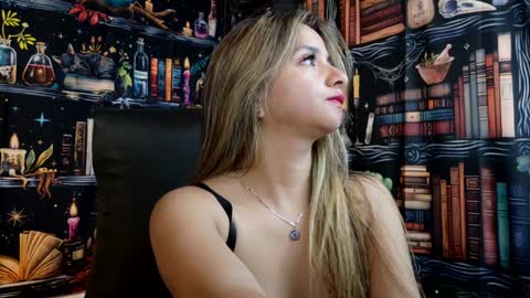 Julietta Jackson online show from December 27, 7:46 pm