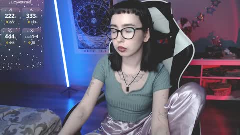 Baroness Von Cringe online show from January 10, 7:32 pm