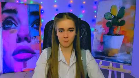 junewoods online show from February 26, 7:51 am