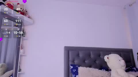  viviana  sasha  online show from October 22, 6:02 pm