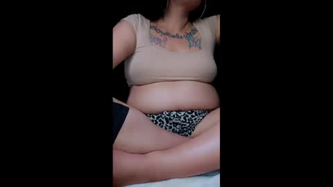 Layla online show from July 13, 1:01 pm