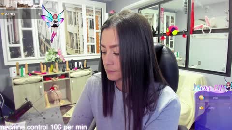Snapshot of kagomme_h chatting on January 20, 5:37 am Antonella online show from January 20, 5:37 am