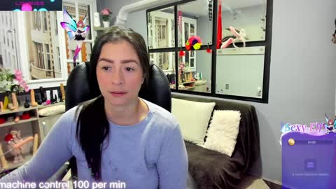 Snapshot of kagomme_h chatting on February 5, 11:02 am Antonella online show from February 5, 11:02 am
