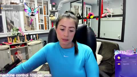 Snapshot of kagomme_h chatting on January 29, 4:05 am Antonella online show from January 29, 4:05 am