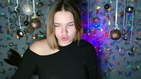 Kaitlin online show from November 21, 6:21 pm