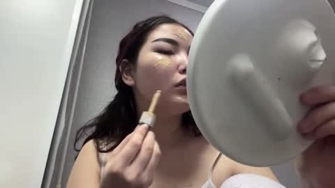 Sakura online show from April 15, 3:23 pm