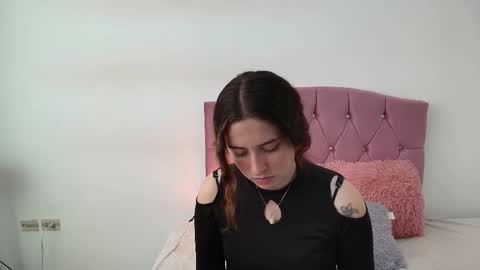 kalyth_miller online show from February 6, 6:22 pm