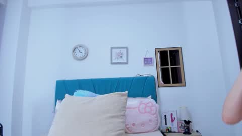 Kamilalopez online show from March 23, 9:10 pm