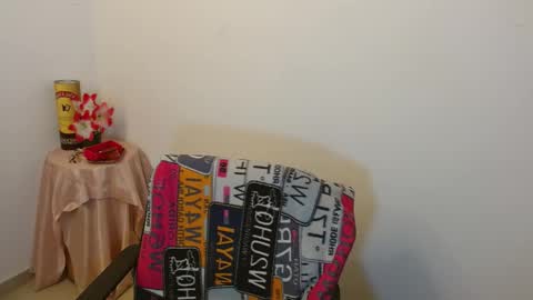 Kamelia  6 am-10 am  4 pm-6 pm online show from March 7, 9:48 pm