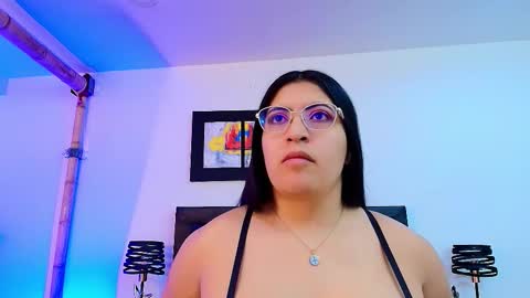 Snapshot of kamilenielcen_ chatting on October 20, 11:24 am Miss kamile online show from October 20, 11:24 am
