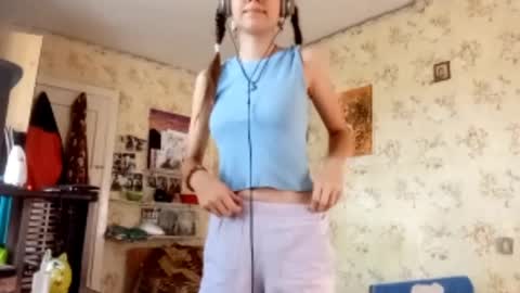 Mari  Simmons online show from September 14, 9:07 am