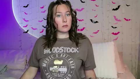 kamrynmarie69 online show from November 19, 2:11 am