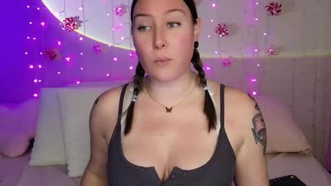 kamrynmarie69 online show from December 21, 3:11 am