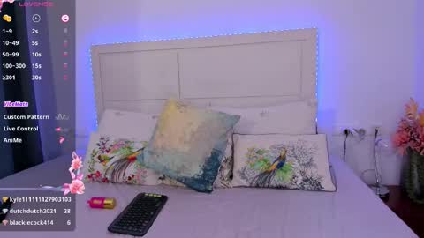 kandirous online show from October 16, 3:36 pm