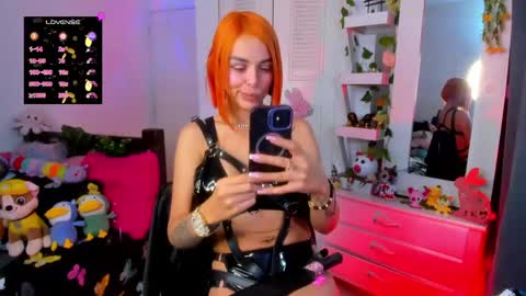 hello  Im Danni online show from April 13, 1:23 pm