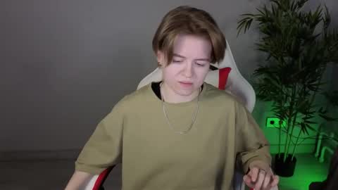 Karen online show from February 23, 9:09 am