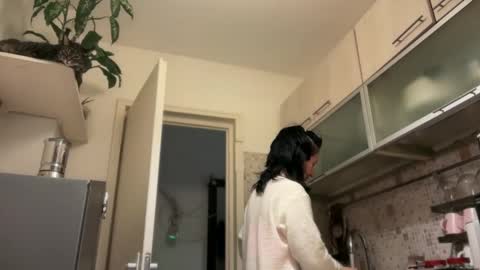 Karina online show from February 7, 8:20 pm